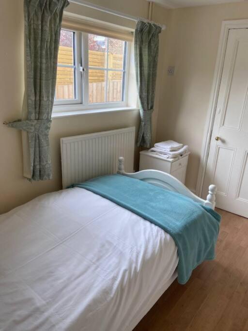 Field Cottage Whittlesey エクステリア 写真